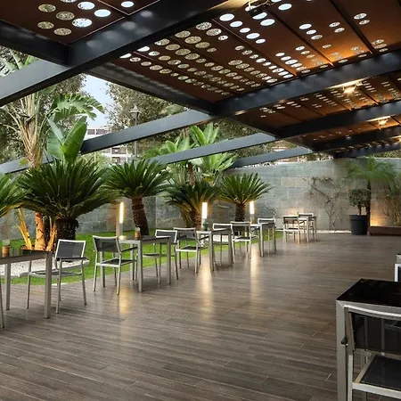 Eurostars Palace מלון