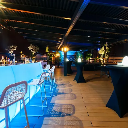 Eurostars Palace מלון 5*