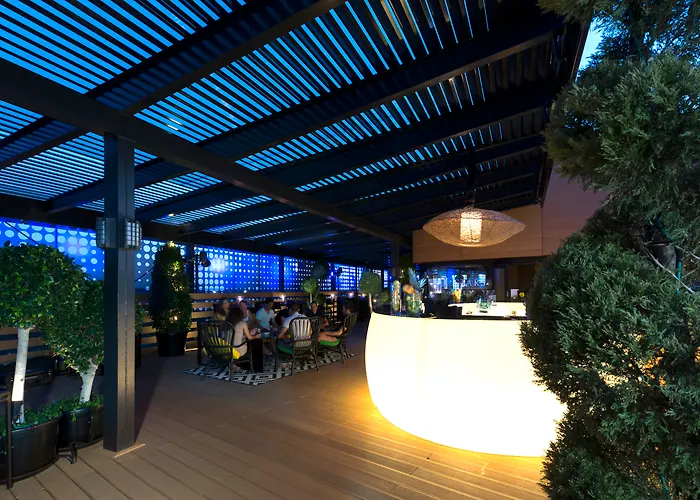 Отель Eurostars Palace