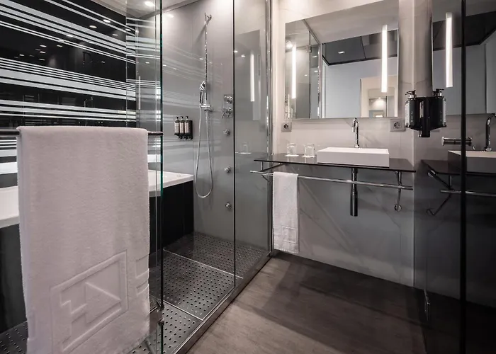 Eurostars Palace Отель