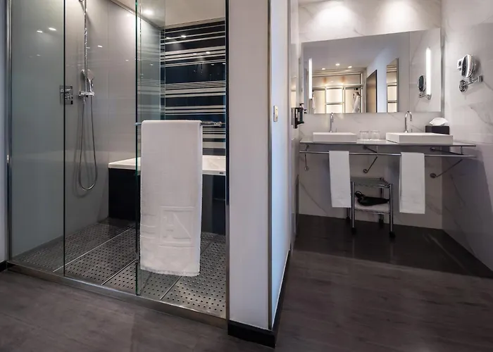 Отель Eurostars Palace Кордова